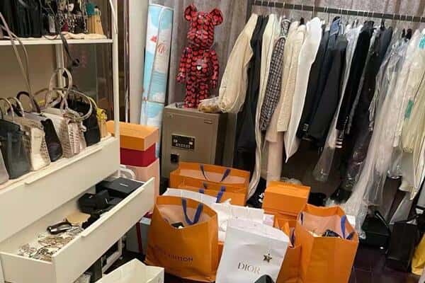 通辽开鲁县回收一线品牌衣服
